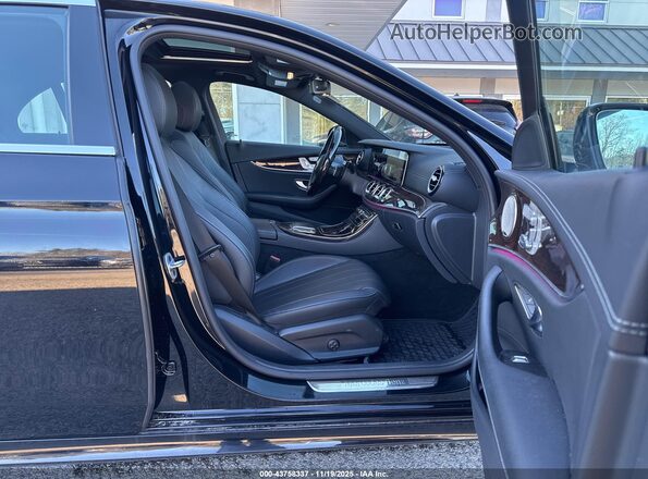 W1KZF8EB2PB100118 2023 MERCEDES-BENZ E-CLASS Black Vista interior delantera