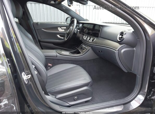 W1KZF8EB3PB187463 2023 MERCEDES-BENZ E-CLASS Серый Вид салона спереди