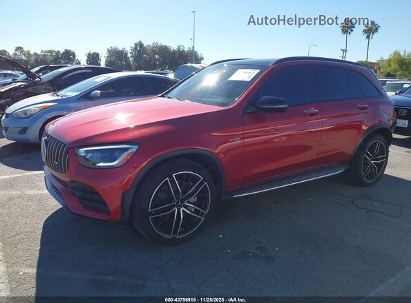 W1N0G6EB3MF948574 2021 MERCEDES-BENZ AMG GLC 43 Burgundy Առջևի ձախ երեք քառորդ տեսարան