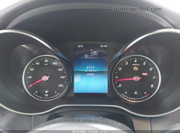 W1N0G8DB5NV352497 2022 MERCEDES-BENZ GLC 300 White Widok tylnych siedzeń