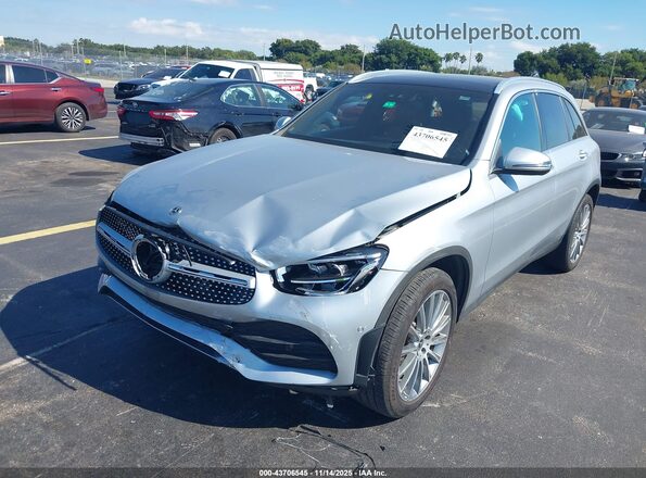 W1N0G8DB9NG064809 2022 MERCEDES-BENZ GLC 300 Серебряный Вид спереди