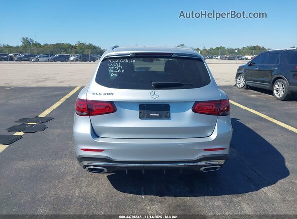 W1N0G8DB9NG064809 2022 MERCEDES-BENZ GLC 300 Серебряный 