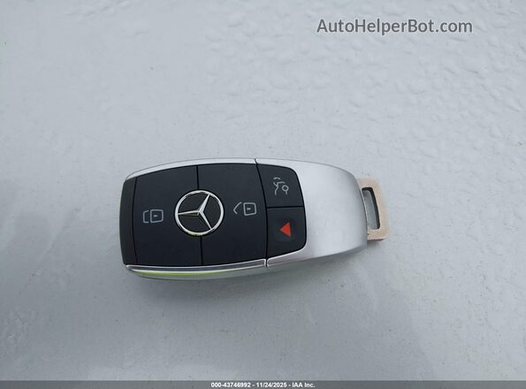 W1N0G8EB0MV303981 2021 MERCEDES-BENZ GLC 300 Black წინა პანელის ხედი