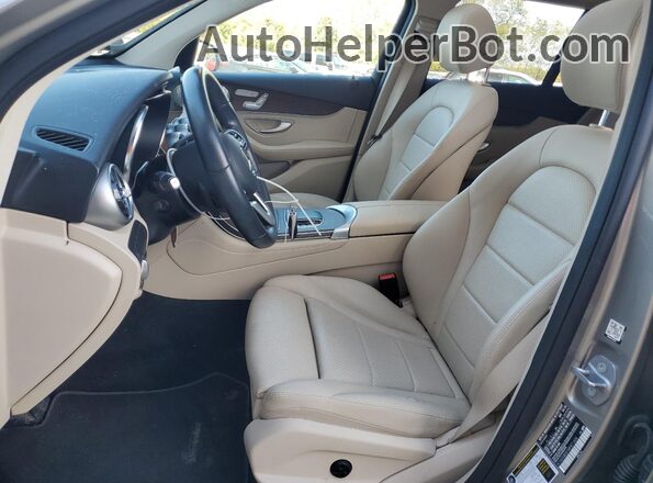 W1N0G8EB1MF871604 2021 MERCEDES-BENZ GLC-CLASS Silver Вид салону спереду