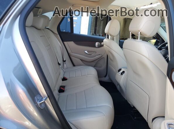W1N0G8EB1MF871604 2021 MERCEDES-BENZ GLC-CLASS Silver Вид задньої частини салону