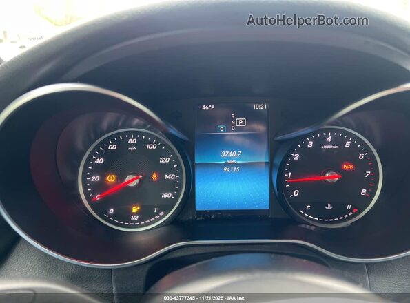 W1N0G8EB4LF828258 2020 MERCEDES-BENZ GLC 300 White Vista de los asientos traseros