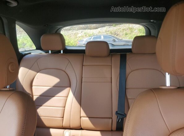 W1N0G8EB6LF792220 2020 MERCEDES-BENZ GLC-CLASS Gray Vista de los asientos traseros