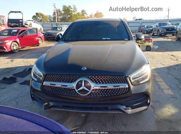 W1N0J8EB2MF960521 2021 MERCEDES-BENZ GLC 300 Black Առջևի վահանակի տեսք
