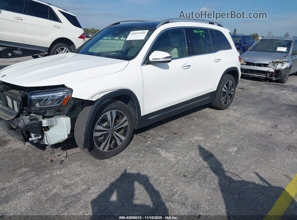 W1N4M4GBXSW381563 2025 MERCEDES-BENZ GLB-CLASS Белый Передняя левая четверть