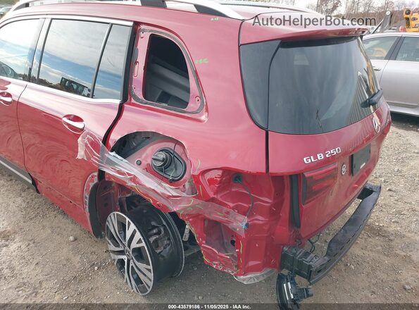 W1N4M4HB3RW370008 2024 MERCEDES-BENZ GLB-CLASS Red Widok z przodu