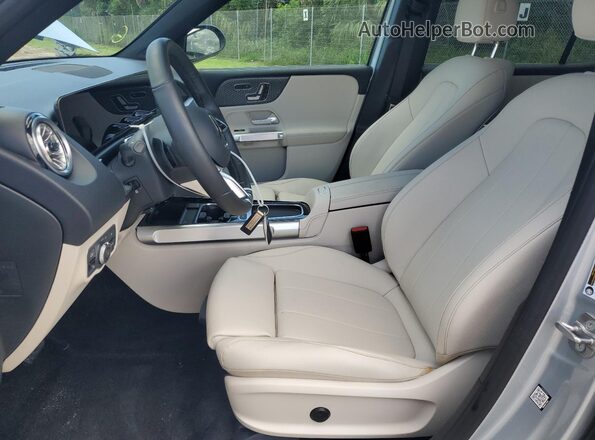 W1N9M0CB5RN100550 2024 MERCEDES-BENZ EQB Серебряный Вид салона спереди