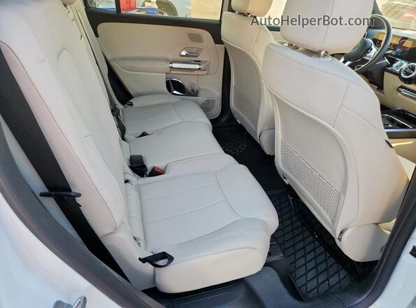 W1N9M0KB3PN059785 2023 MERCEDES-BENZ EQB White Widok tylnych siedzeń