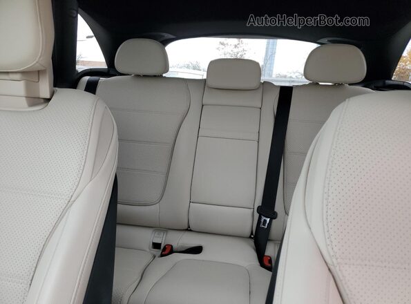 W1NKM4HB4PF054105 2023 MERCEDES-BENZ GLC-CLASS Blue Widok tylnych siedzeń