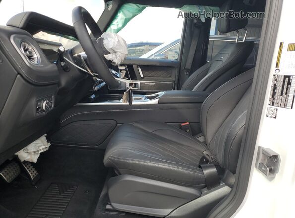 W1NWH5AB7SX024539 2025 MERCEDES-BENZ G-CLASS White Widok wnętrza z przodu