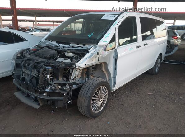 W1WV0FEYXP4234774 2023 MERCEDES-BENZ METRIS White Przód lewy