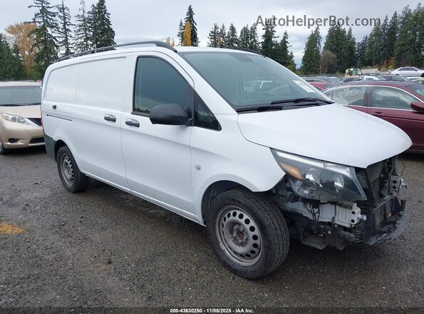 W1YV0BEY9P4289474 2023 MERCEDES-BENZ METRIS White Widok wnętrza 360 stopni