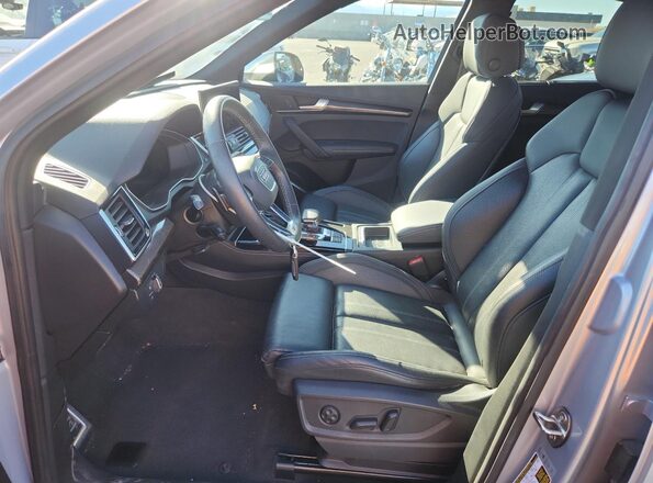 WA124AFY0N2099134 2022 AUDI SQ5 Silver Widok wnętrza z przodu