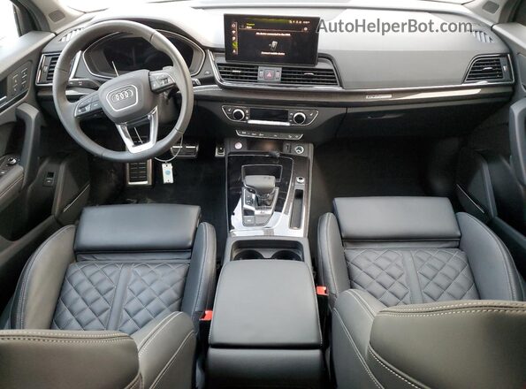 WA124AFY8S2056611 2025 AUDI SQ5 Gray Widok deski rozdzielczej