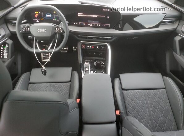WA125AGU6S2028489 2025 AUDI SQ5 White Widok deski rozdzielczej