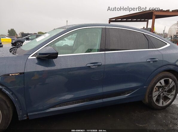 WA12AAGE1NB033320 2022 AUDI E-TRON Blue 