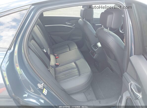 WA12AAGE3PB025397 2023 AUDI E-TRON Blue VIN კოდის სტიკერის ხედი