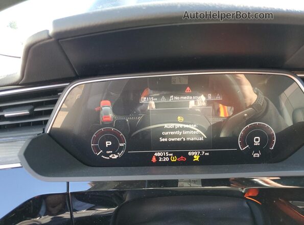 WA12AAGE4MB002142 2021 AUDI E-TRON Gray Вид щитка приладів