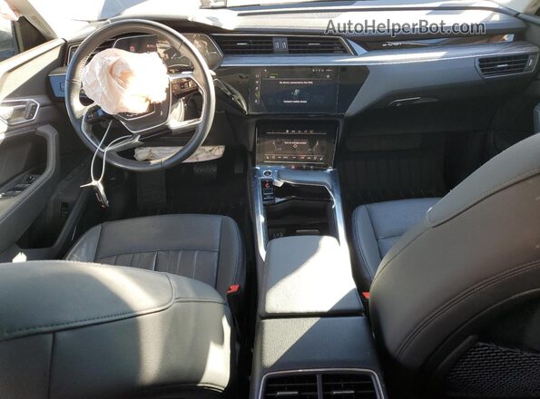 WA12AAGE4MB002142 2021 AUDI E-TRON Gray Вид панелі приладів