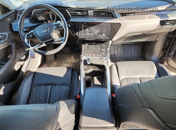 WA13AAGE7MB001815 2022 AUDI E-TRON Gray Առջևի վահանակի տեսք