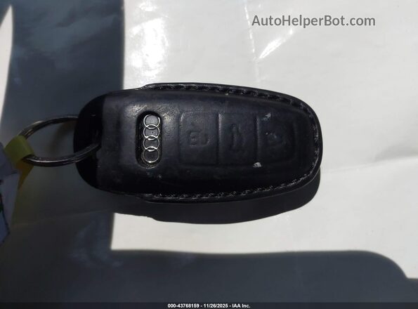 WA13AAGE9MB026697 2021 AUDI E-TRON Черный Вид панели приборов