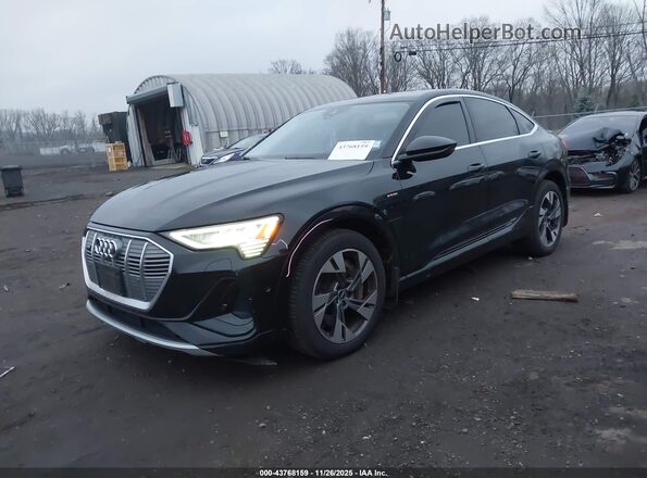 WA13AAGE9MB026697 2021 AUDI E-TRON Черный Передняя левая четверть