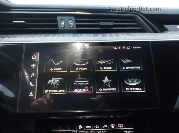 WA13AAGE9MB026697 2021 AUDI E-TRON Черный 