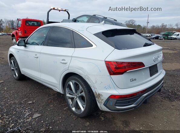 WA15AAFYXM2071278 2021 AUDI Q5 White Trasero izquierdo