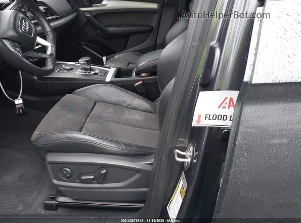 WA1A4AFY7K2106166 2019 AUDI SQ5 Gray უკანა სალონის ხედი