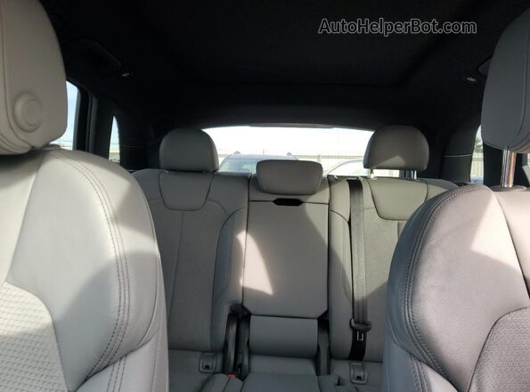 WA1A4AFYXN2129929 2022 AUDI SQ5 Black Widok tylnych siedzeń