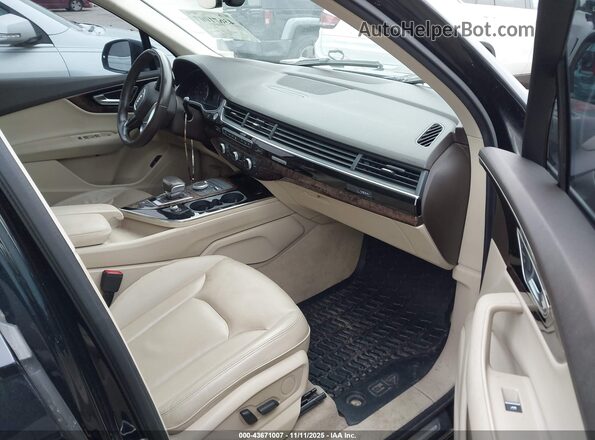 WA1AAAF70JD007742 2018 AUDI Q7 Black 