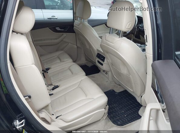 WA1AAAF70JD007742 2018 AUDI Q7 Black 