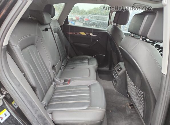 WA1AAAFY8M2080883 2021 AUDI Q5 Black Widok wnętrza z tyłu