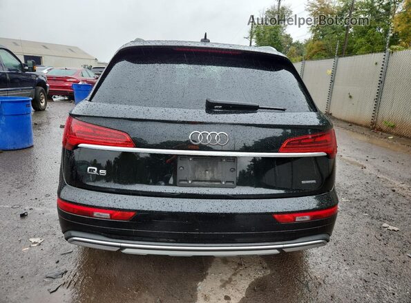 WA1AAAFY8M2080883 2021 AUDI Q5 Black Widok z tyłu