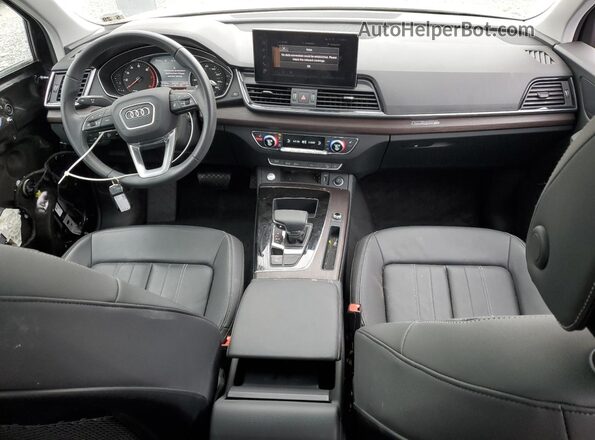 WA1ABAFY3R2088765 2024 AUDI Q5 Black Widok deski rozdzielczej