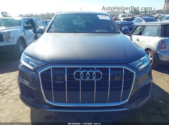 WA1ACBF7XPD011614 2023 AUDI Q7 Gray Rear interior view