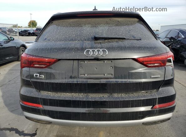 WA1AECF32K1079977 2019 AUDI Q3 Black Rear view