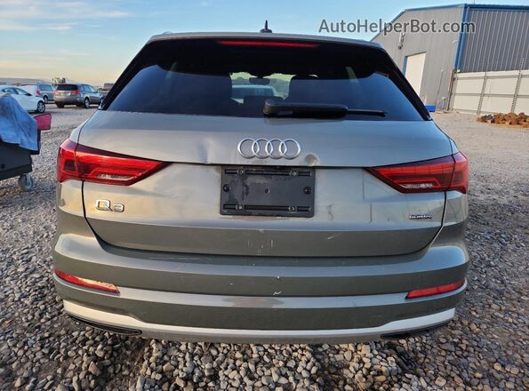 WA1AECF33L1035195 2020 AUDI Q3 Gray Widok z tyłu