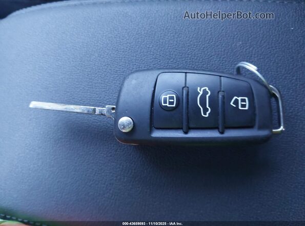 WA1AECF34L1035108 2020 AUDI Q3 Black Widok deski rozdzielczej