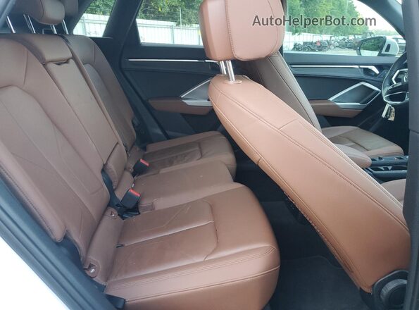 WA1AECF35K1079696 2019 AUDI Q3 White 
