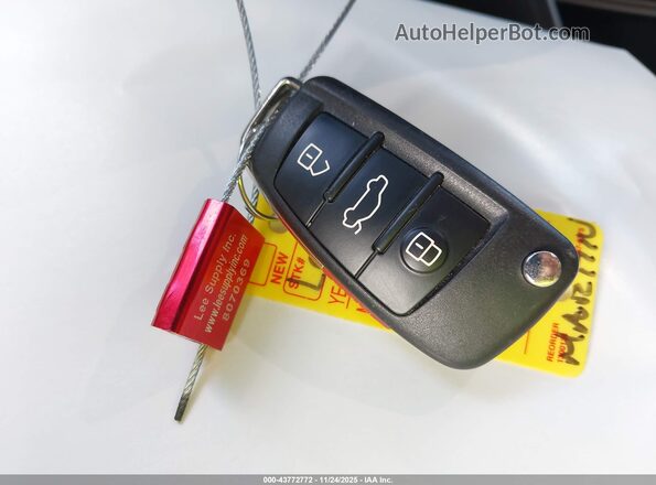WA1AECF37K1086469 2019 AUDI Q3 Черный Вид панели приборов