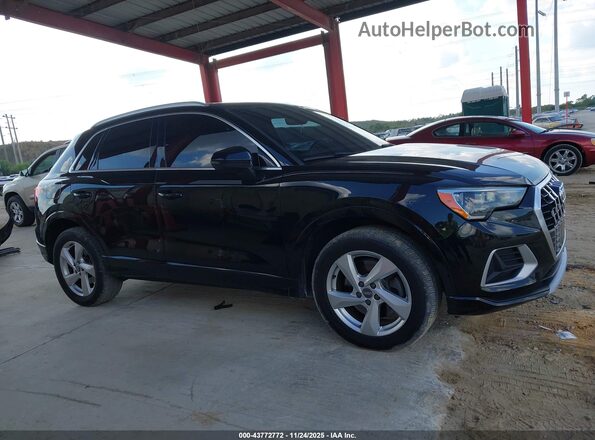 WA1AECF37K1086469 2019 AUDI Q3 Черный Вид задней части салона