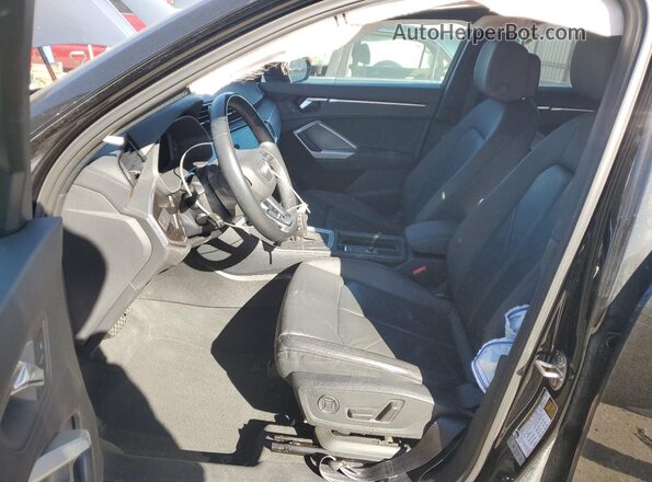 WA1AECF37L1035412 2020 AUDI Q3 Черный Вид салона спереди
