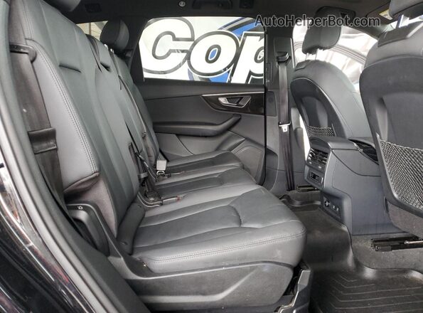 WA1AJAF71MD011240 2021 AUDI Q7 Black Rear interior view
