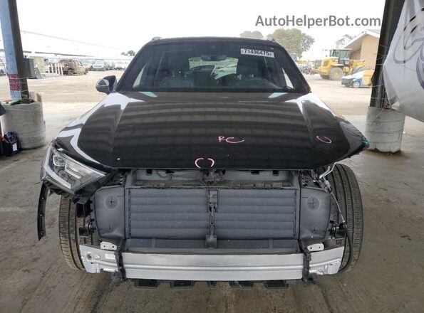WA1AJAF71MD011240 2021 AUDI Q7 Black Front view