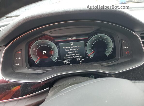 WA1AJAF77MD018189 2021 AUDI Q7 Черный Вид щитка приборов
